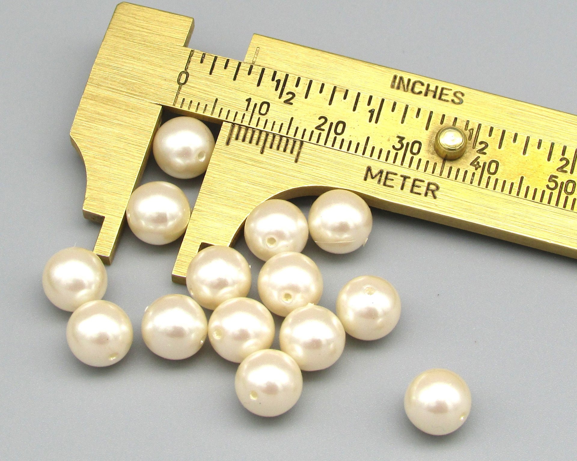 Vintage Faux Pearls, Cultura Plastic Beads