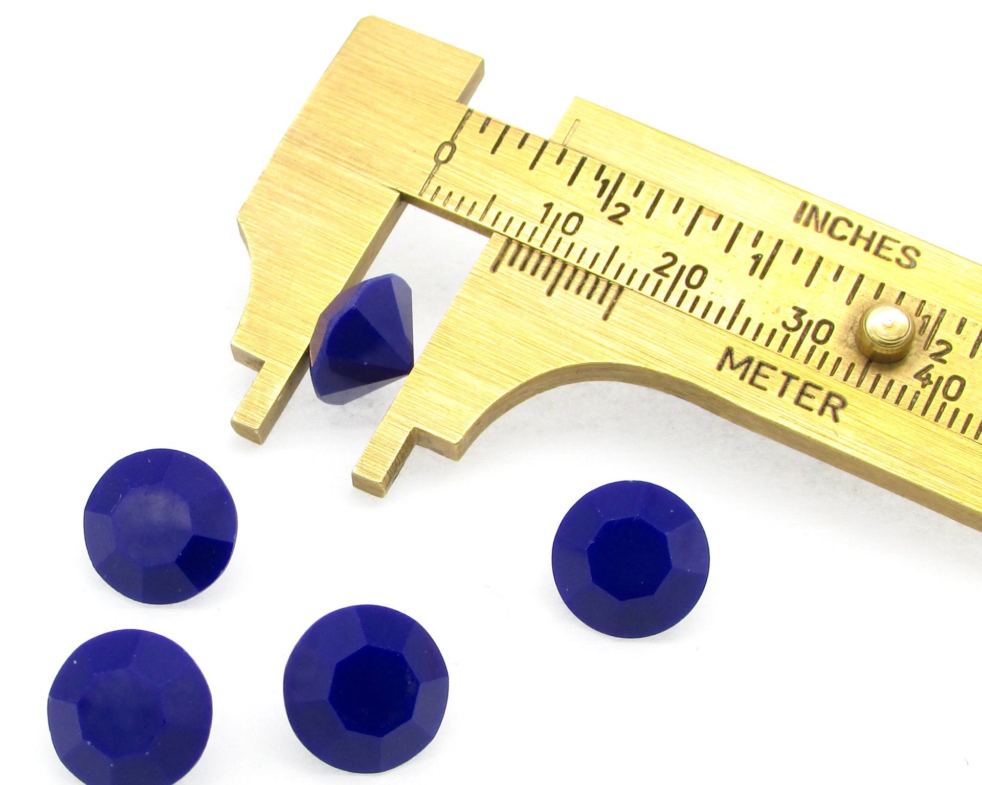 47ss Opaque Navy Blue Rhinestone Chatons (6)