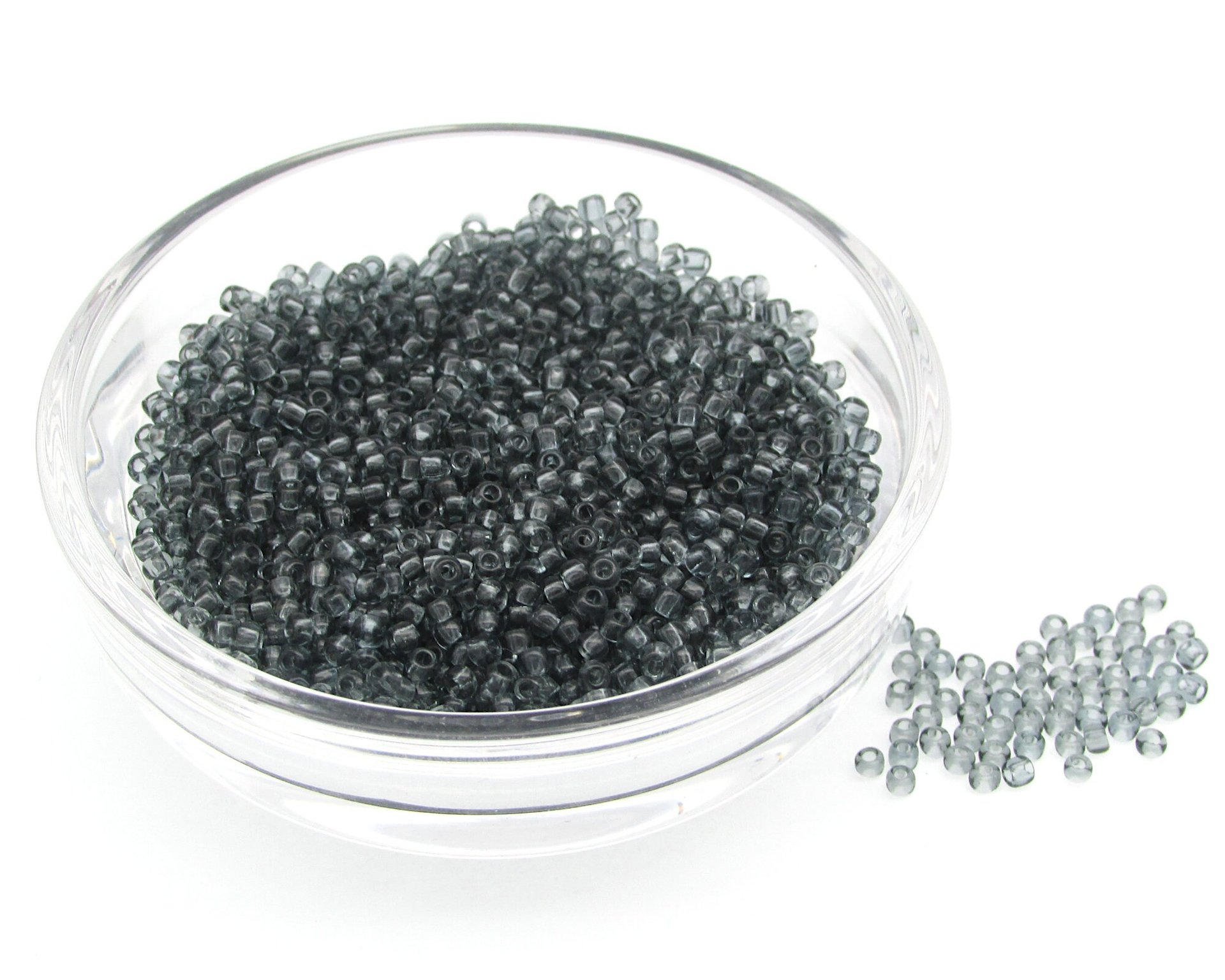 11/0 Seed Beads Translucent Gray