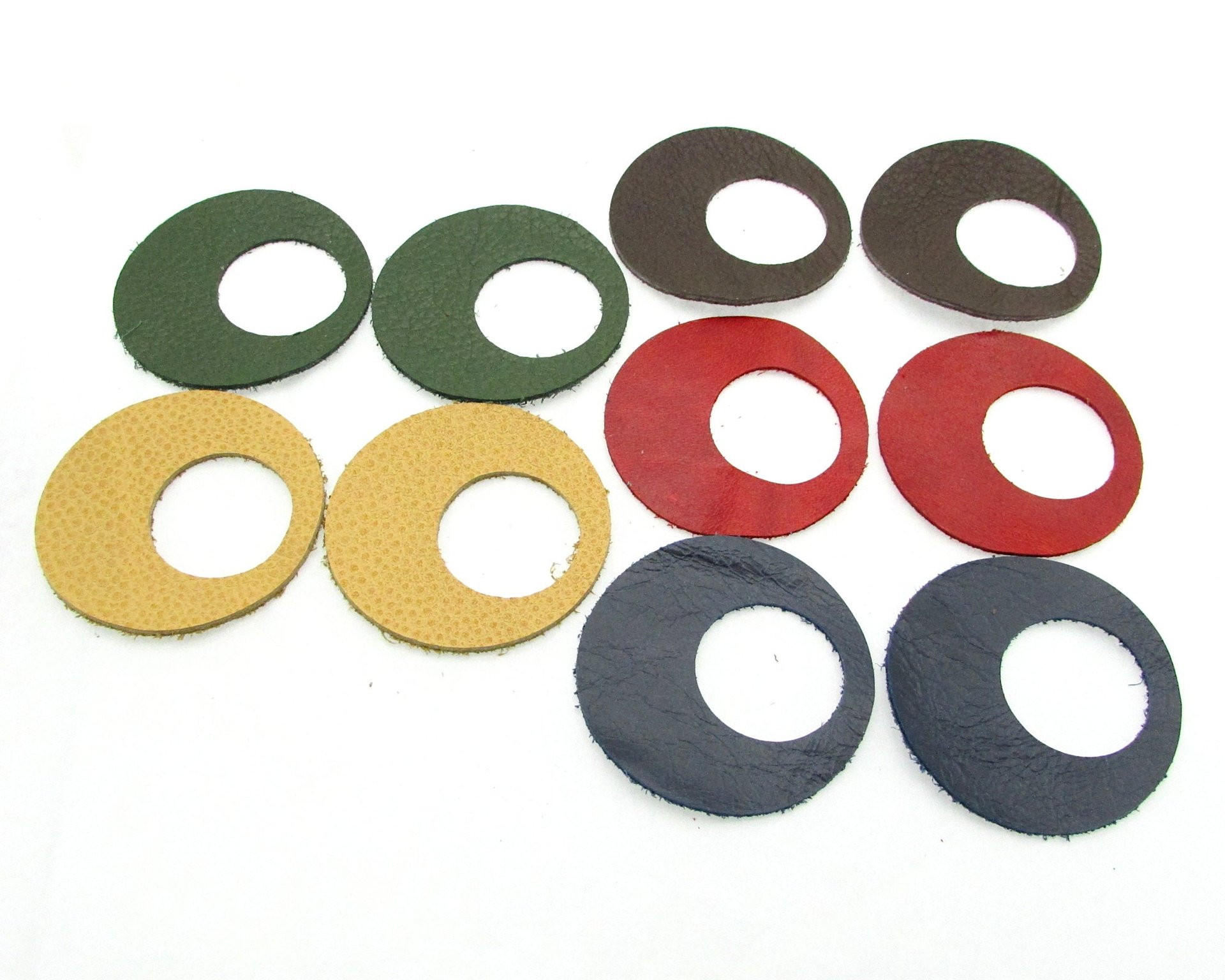 2 Inch Go-Go Circle Pendant Blanks, Upcycled Leather Die Cuts (10)