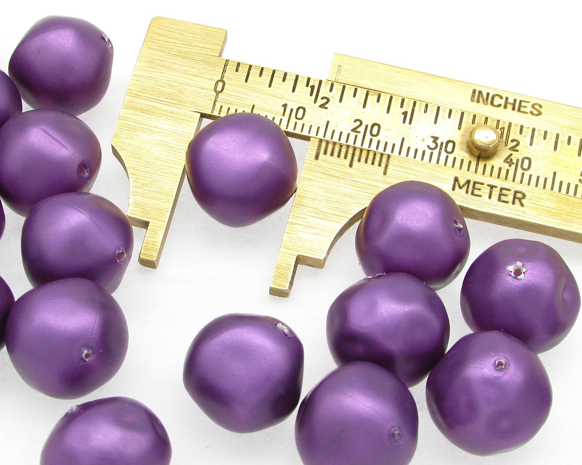 14mm Matte Purple Baroque Round Plastic Pearls (19)
