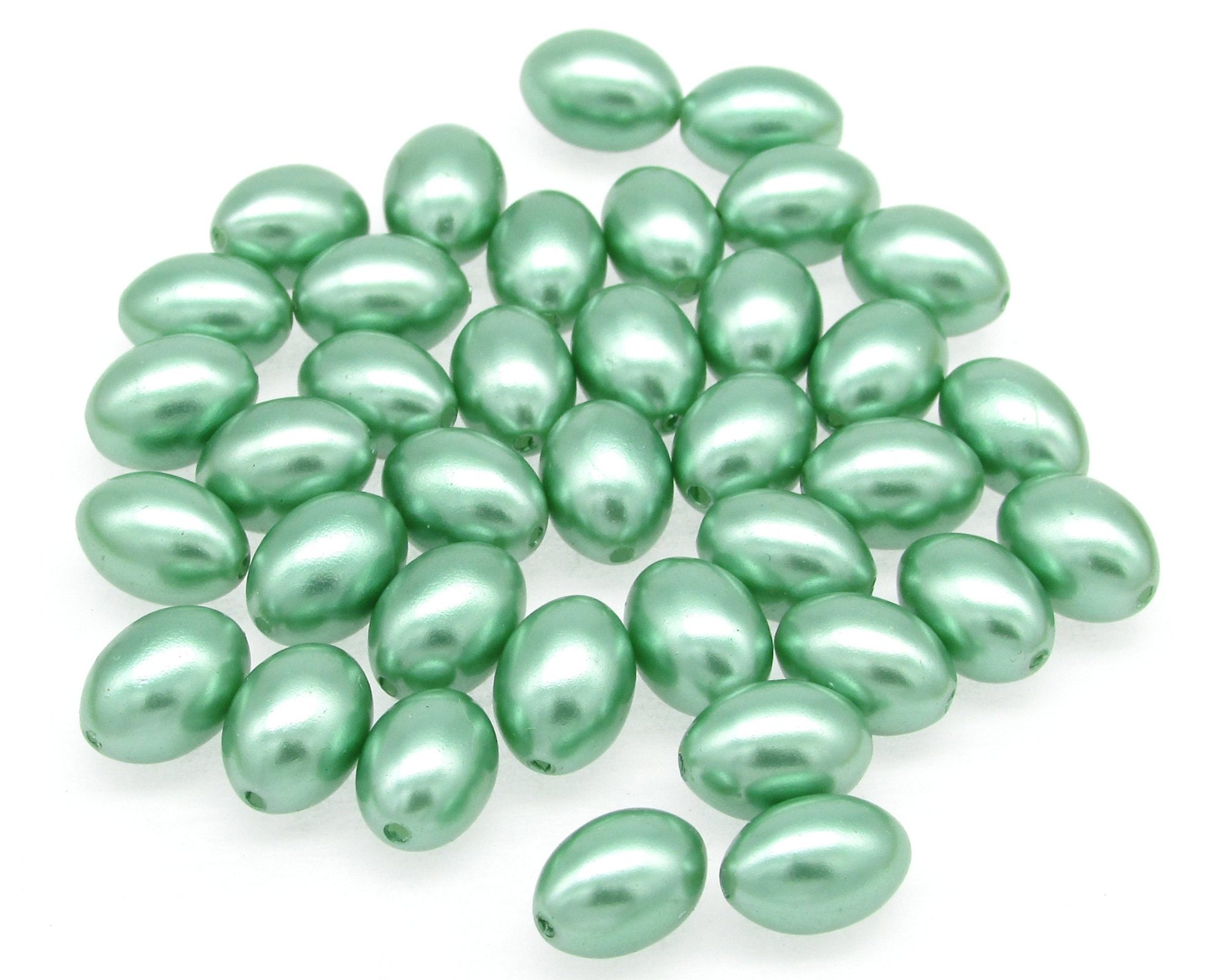 11mm Rice Beads, Opaque Green Plastic Pearls, Vintage 11x8mm Tapered Oval Barrels (37)