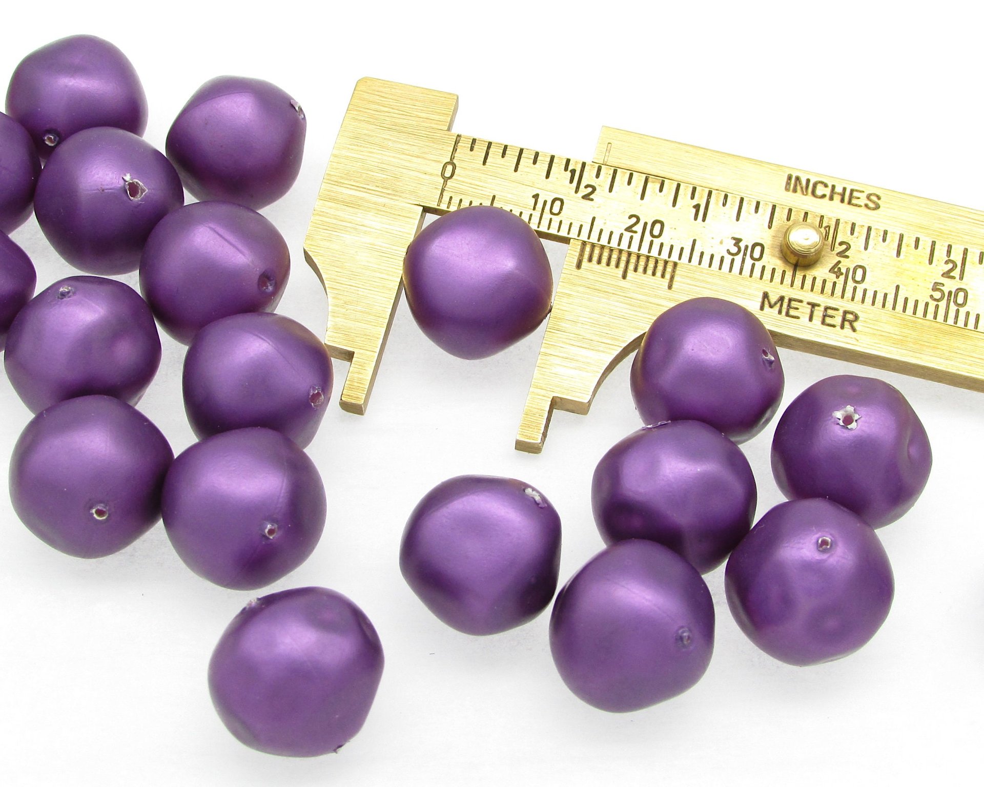 14mm Matte Purple Baroque Round Plastic Pearls (19)