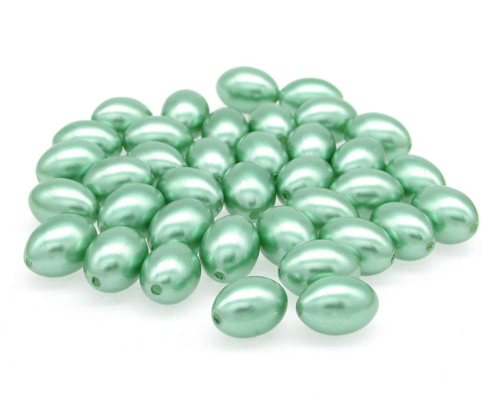 11mm Rice Beads, Opaque Green Plastic Pearls, Vintage 11x8mm Tapered Oval Barrels (37)