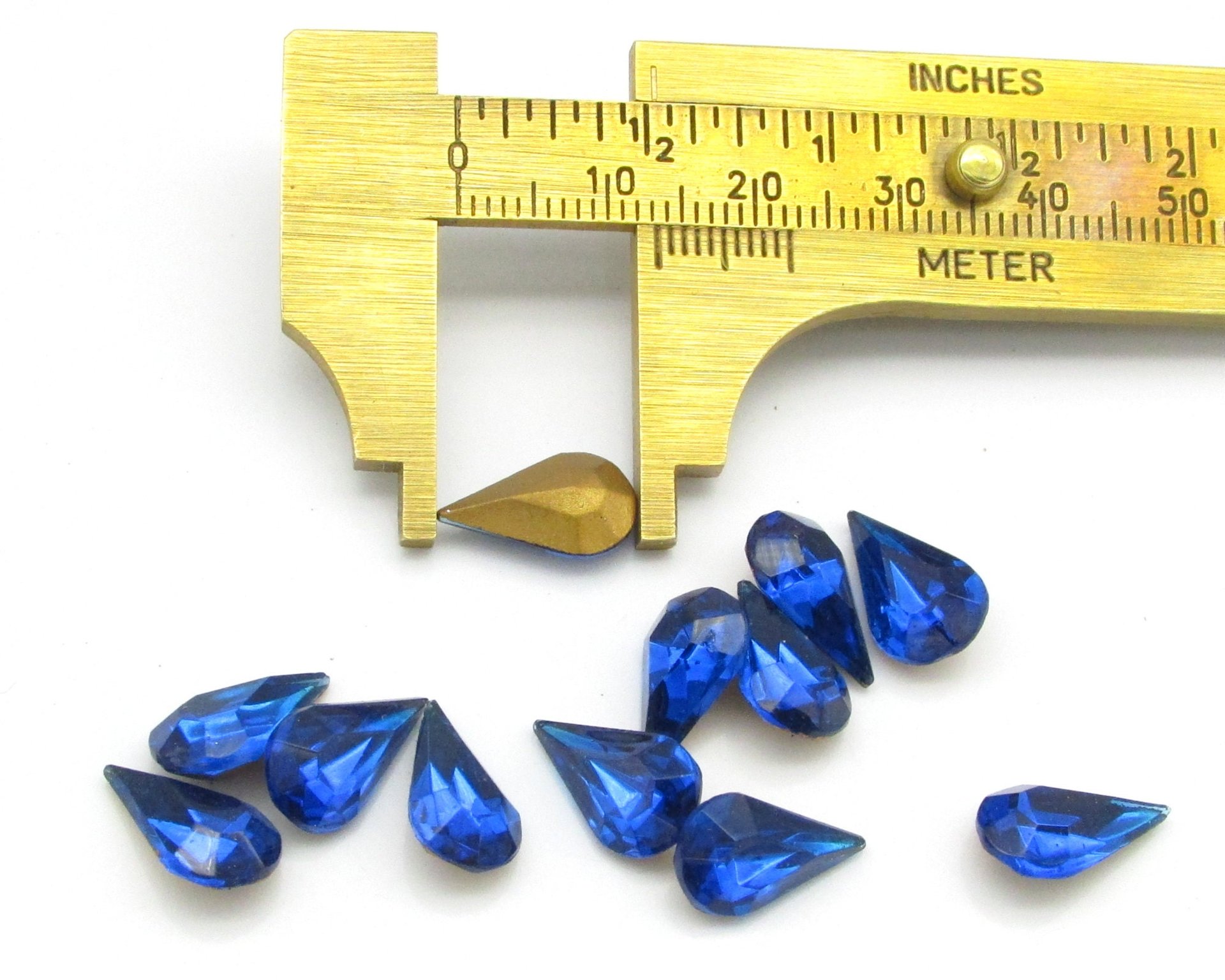Capri Blue Vintage Rhinestones, 13x7.8mm Foiled Pear