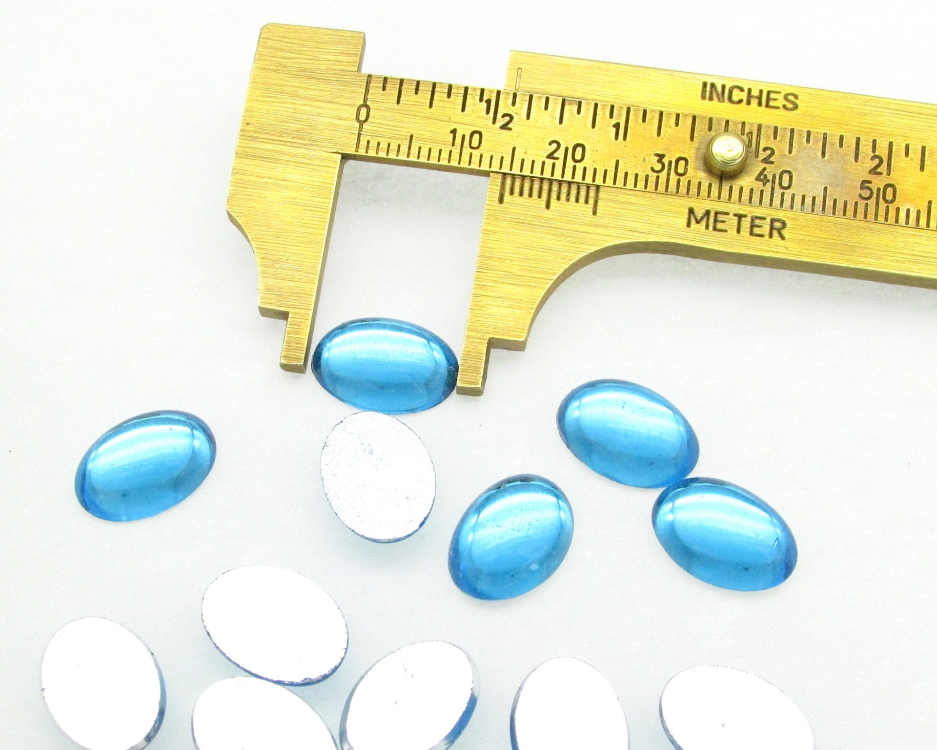 Vintage 14mm Oval Aquamarine Glass Cabochons