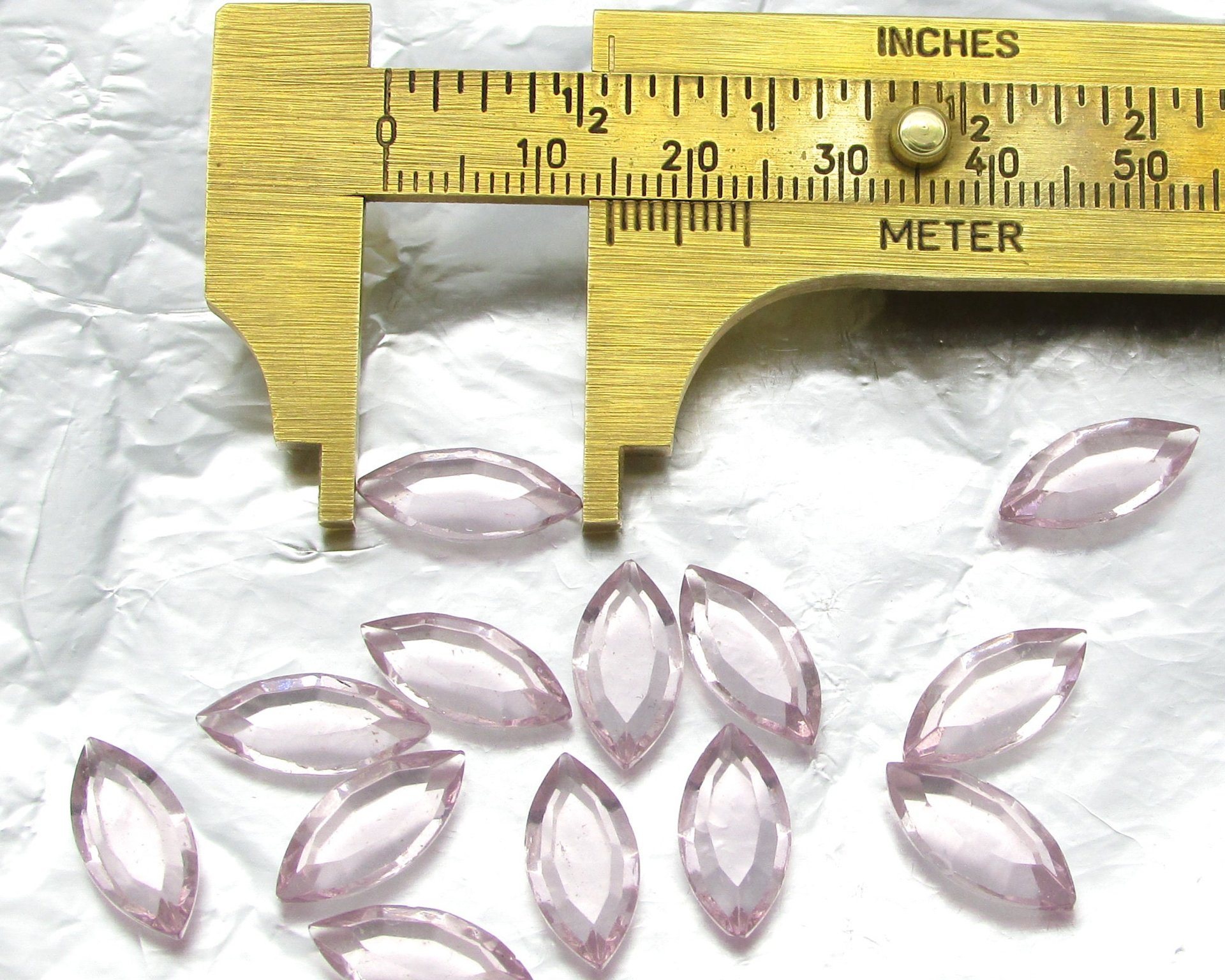 15x7mm Faceted Navettes, Unfoiled Light Amethyst Vintage Table Cut Rhinestones (13)