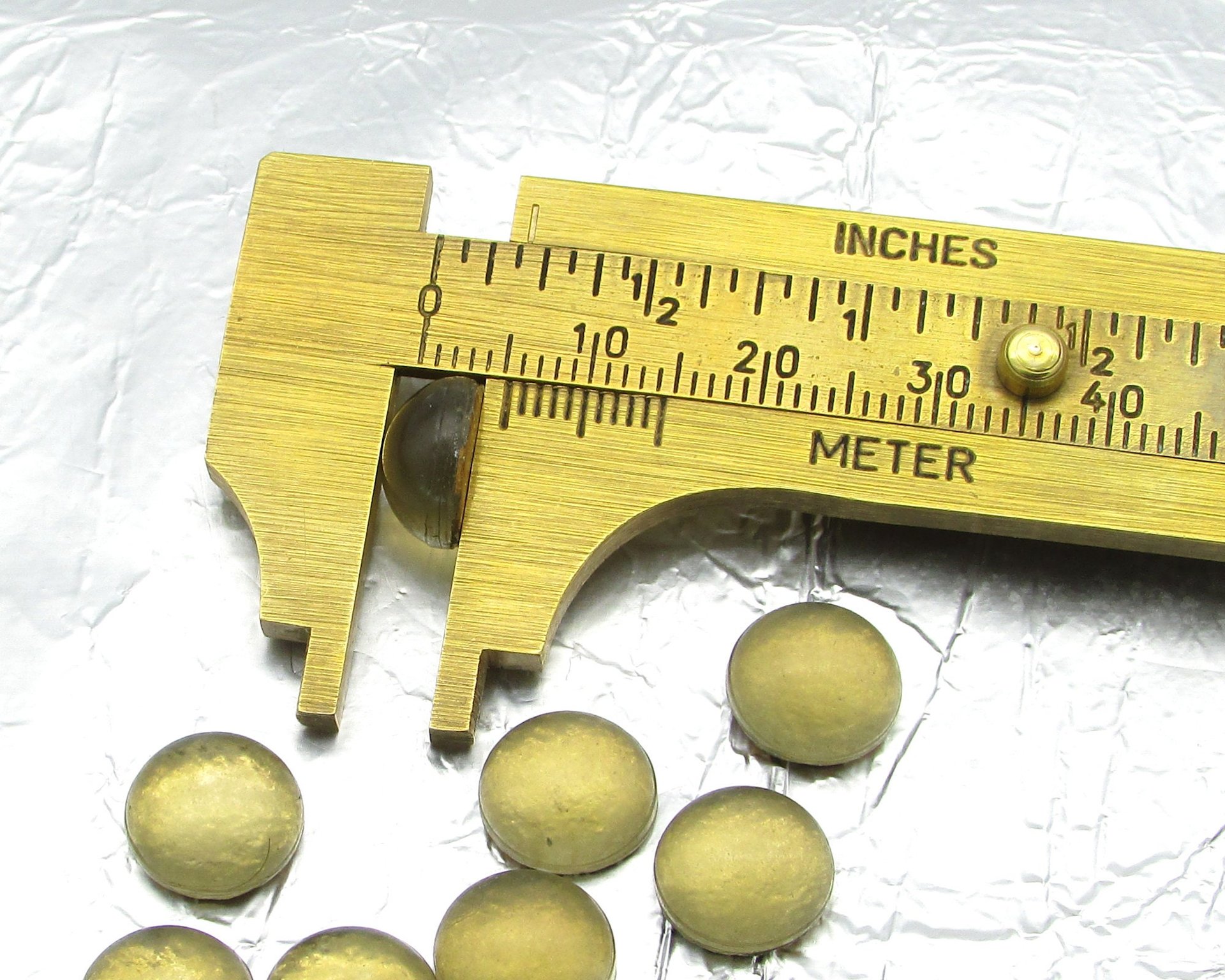 10mm Round Cabochons, Vintage Foiled Light Topaz Glass Flat Back Stones