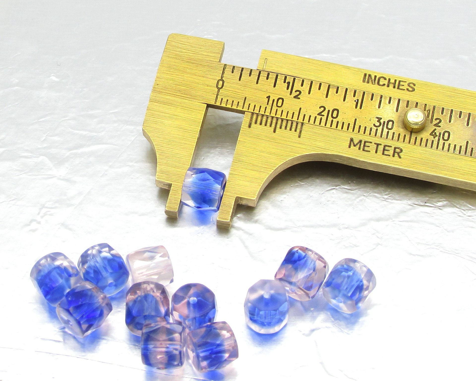 7mm 2-Tone Blue Faceted Barrels (14)