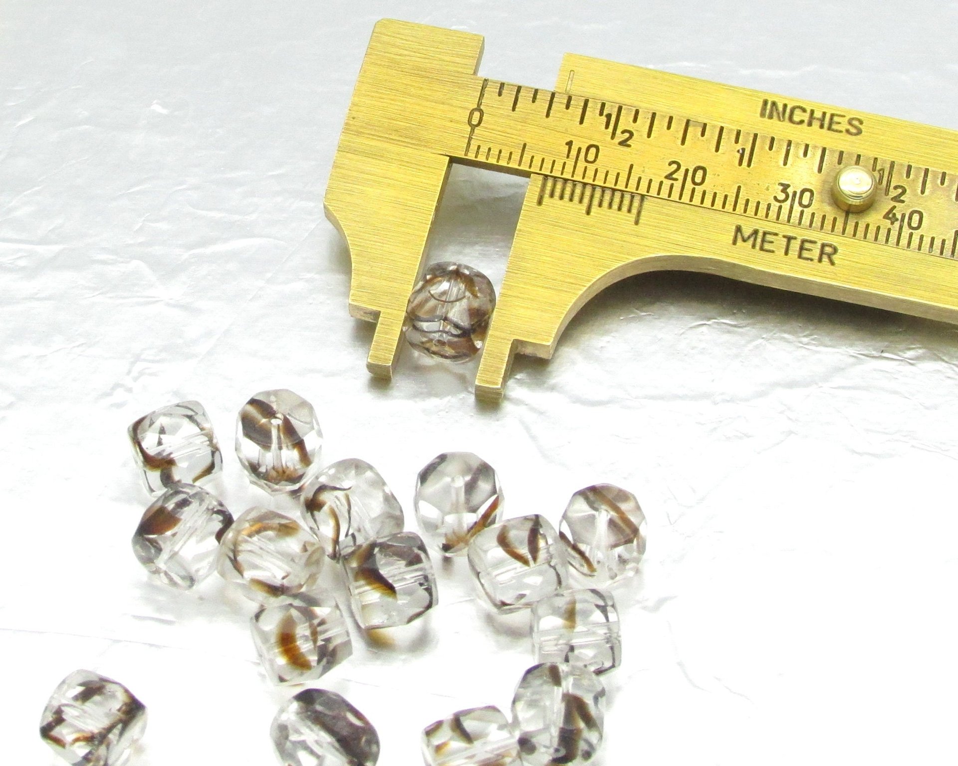 7mm 2-Tone Faceted Barrels (24)