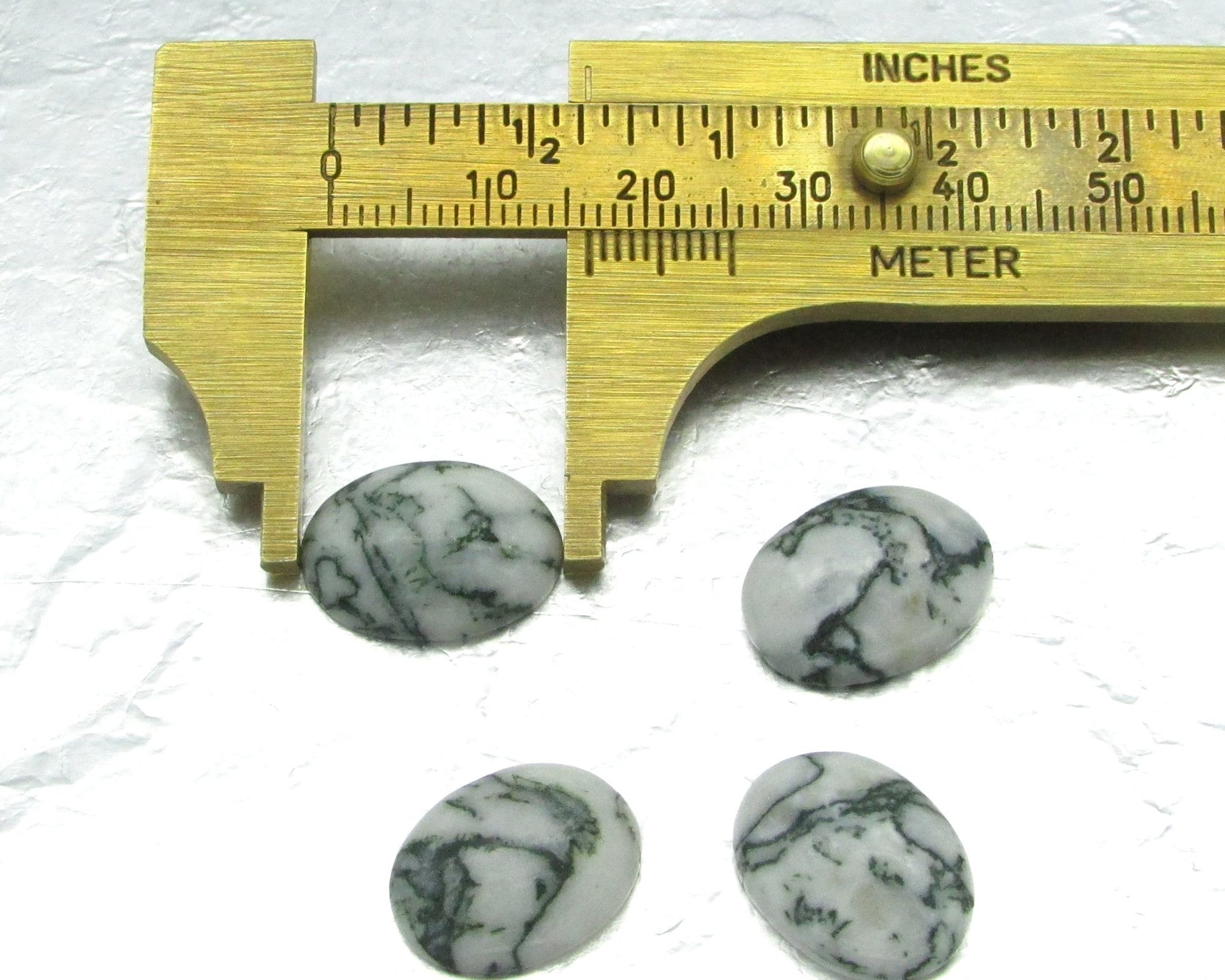 Oval Moss Agate Cabochon, 16x12mm