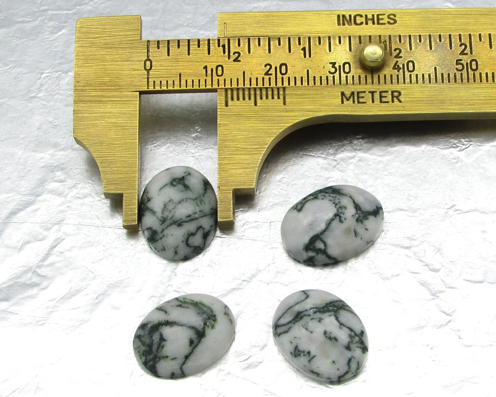 Oval Moss Agate Cabochon, 16x12mm
