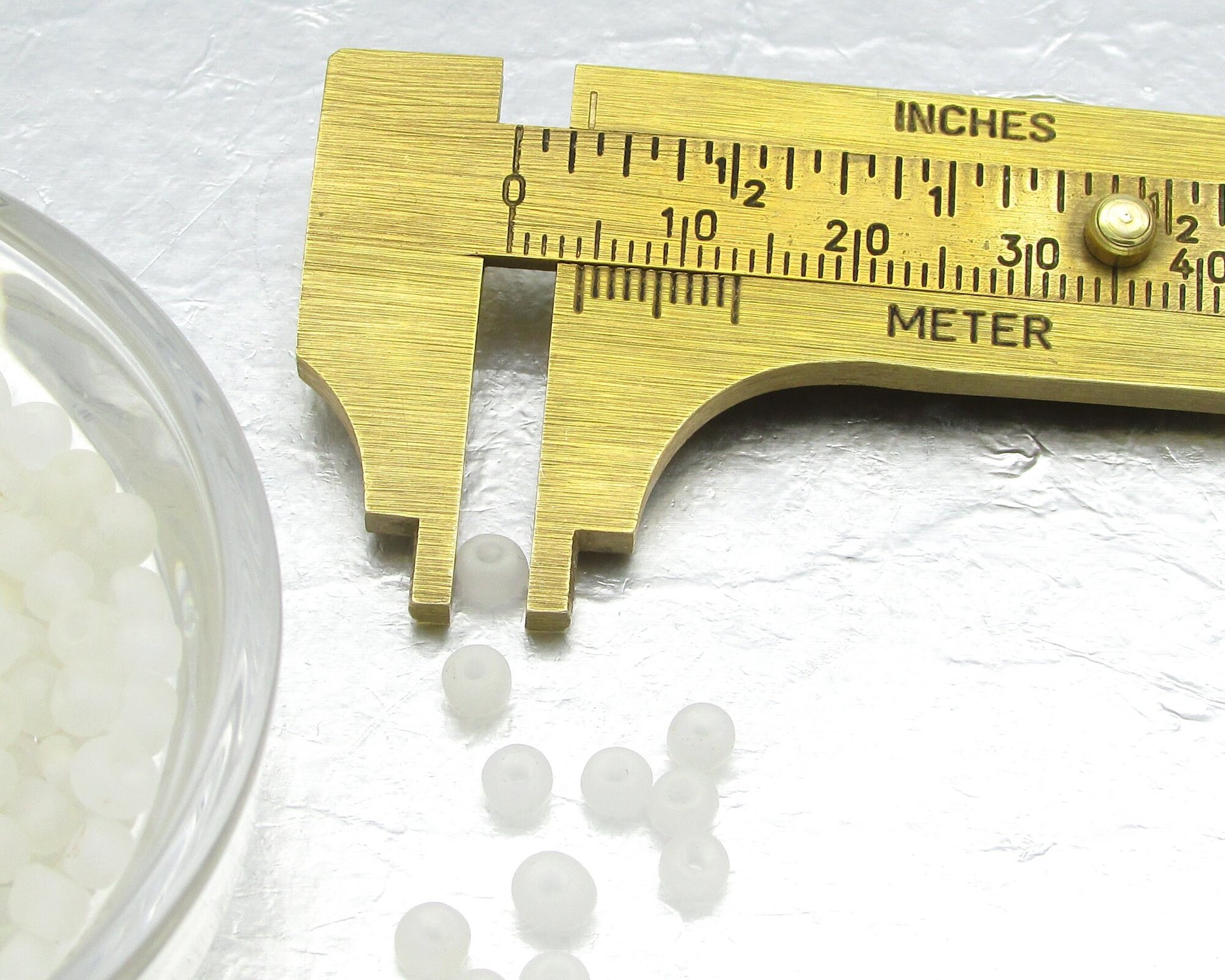 6/0 Seed Beads, Clear Frosted Spacers
