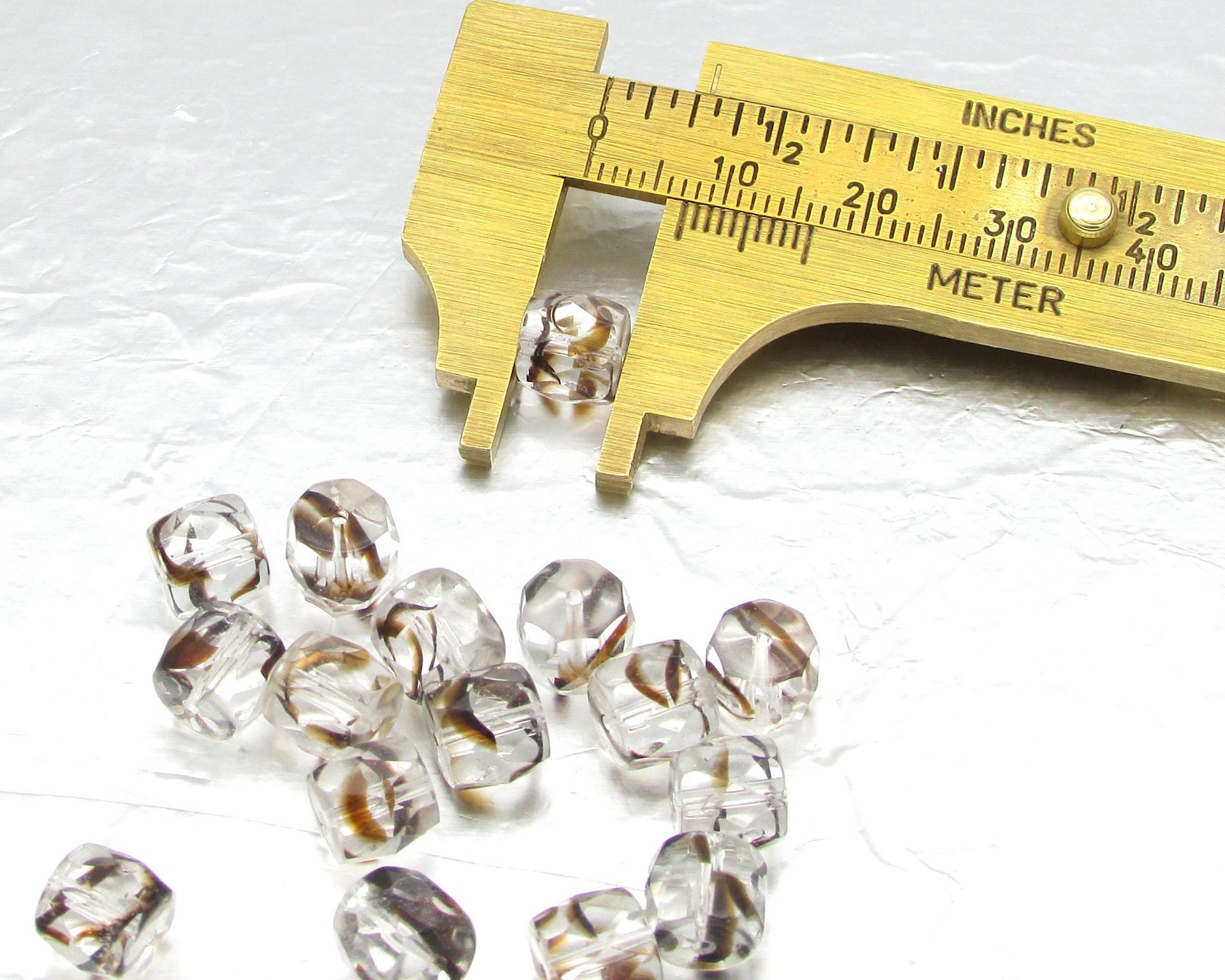 7mm 2-Tone Faceted Barrels (24)