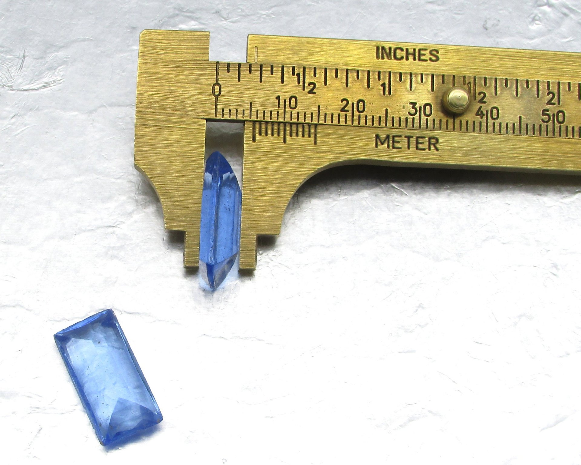 19x9.5mm Rectangular Rhinestone Chatons, Unfoiled Sapphire Glass Gems (2)