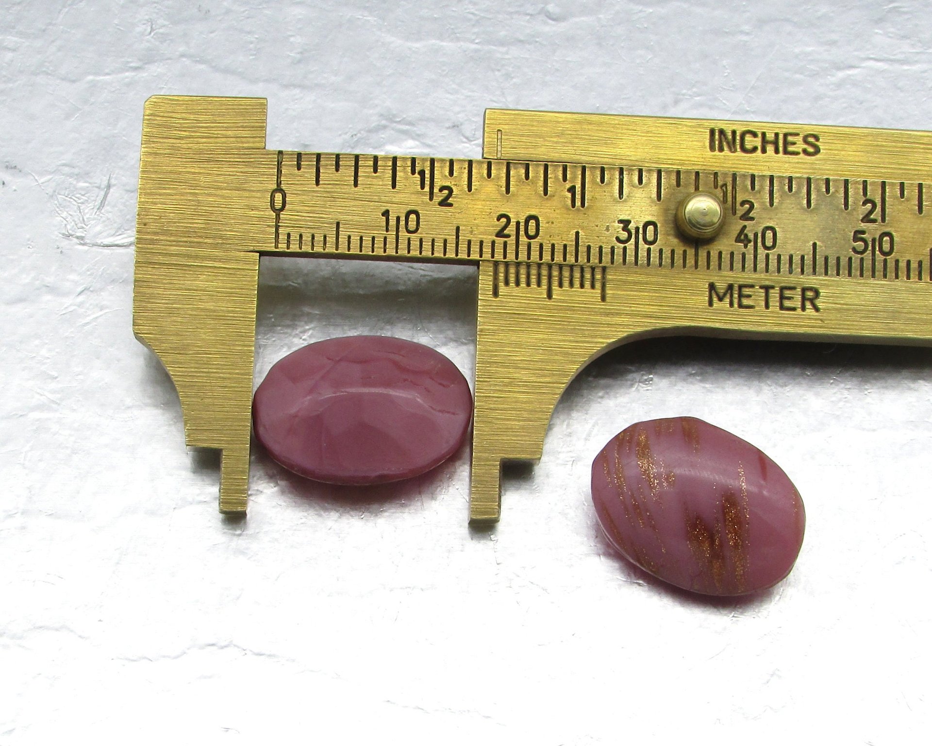 Oval Cab-Top Dentelles, 18.5x13.3mm Vintage Aventurine Glass Stones (2)