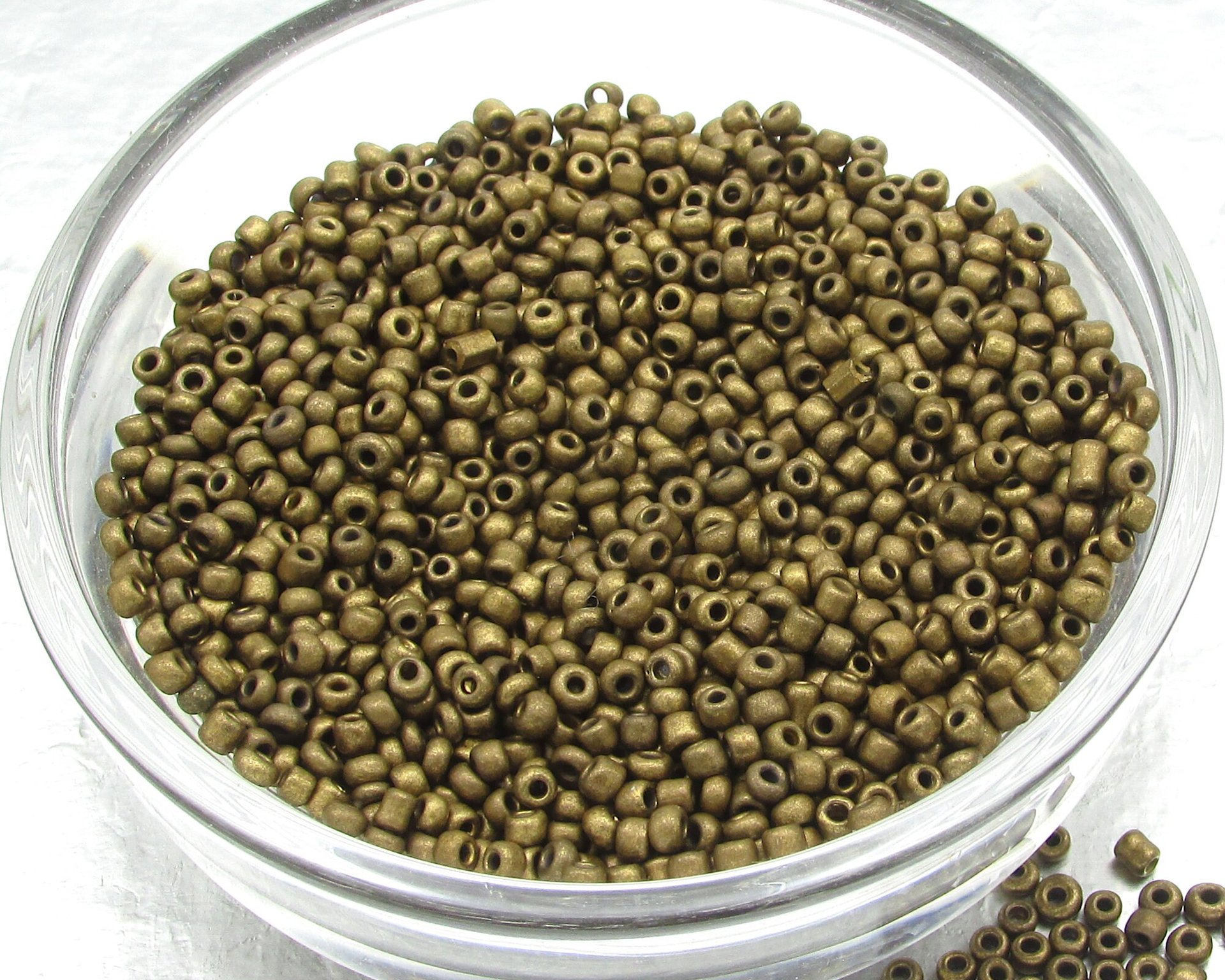 11/0 Seed Beads, Opaque Matte Bronze (25g)