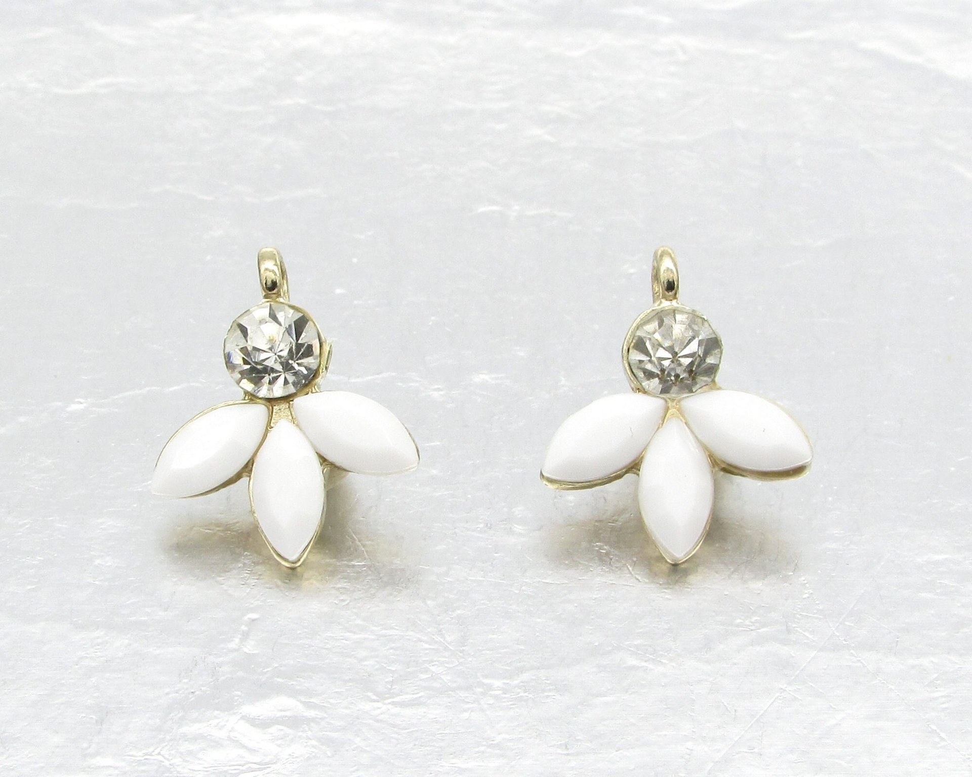 18.5mm Vintage Rhinestone Pendants