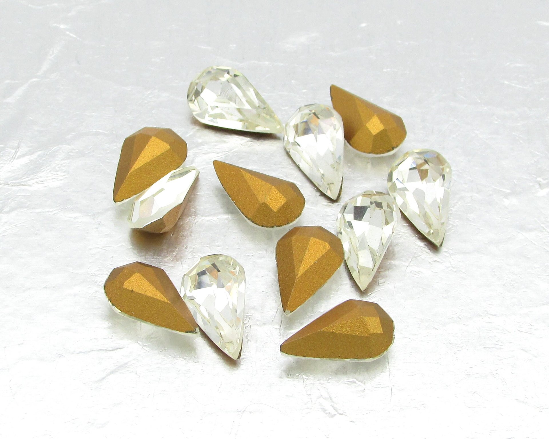 Vintage 13x7.8mm Pear Rhinestones