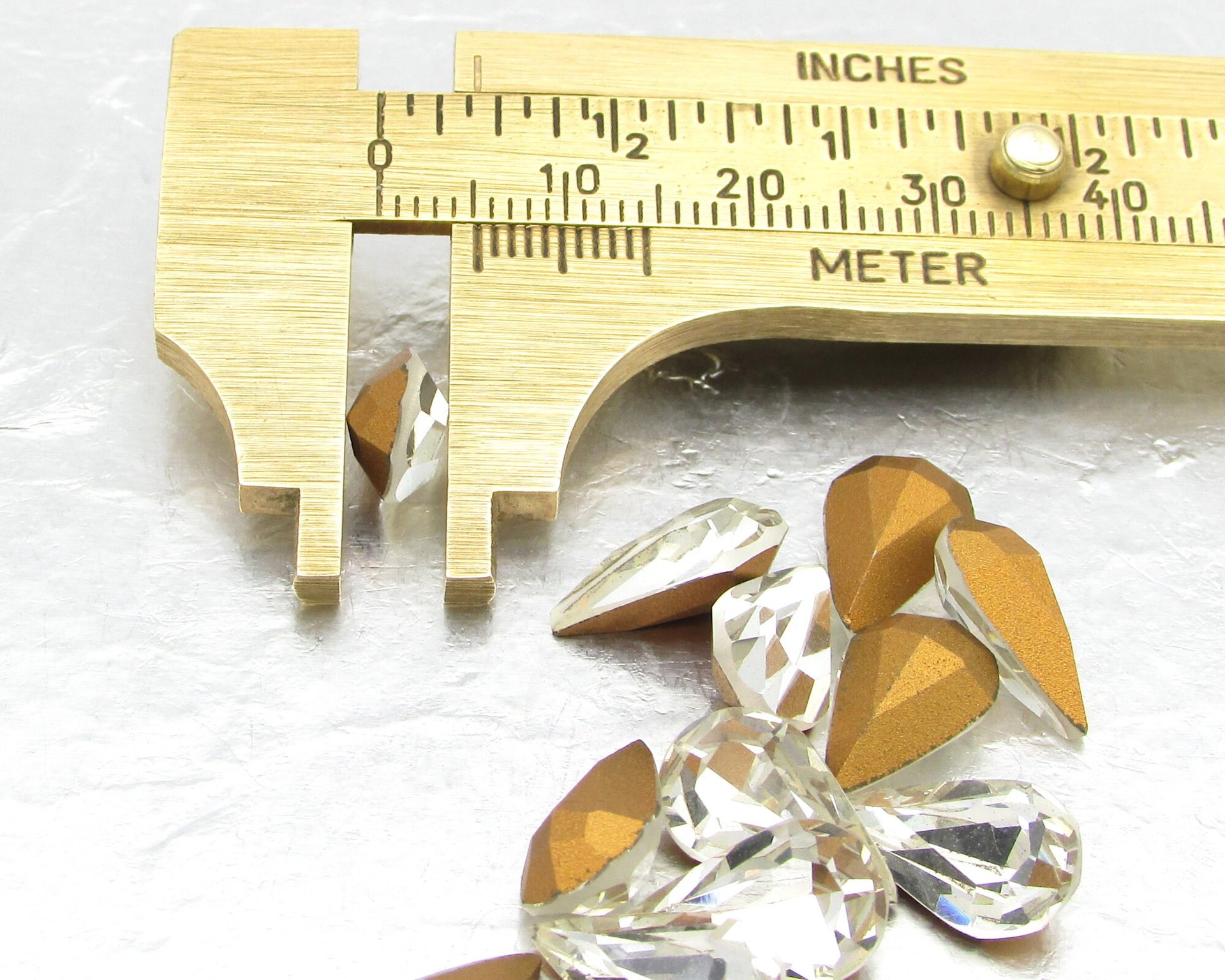 Vintage 13x7.8mm Pear Rhinestones