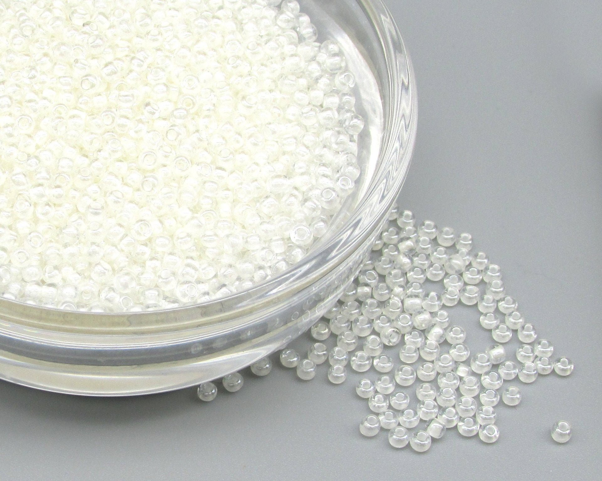 11/0 Seed Beads, Tiny Clear and White Spacers, Mini Rocailles (25g)