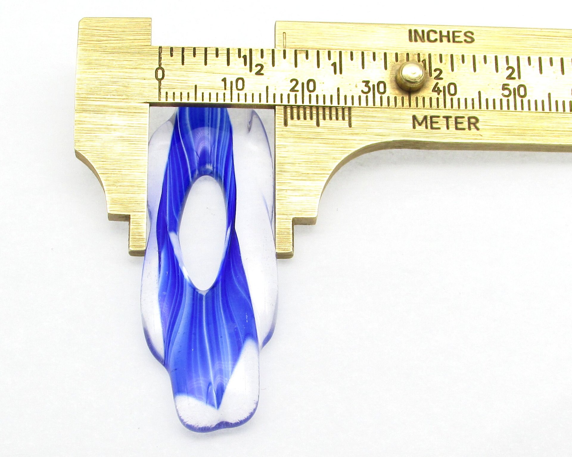 Flat Flower Go-Go Pendant