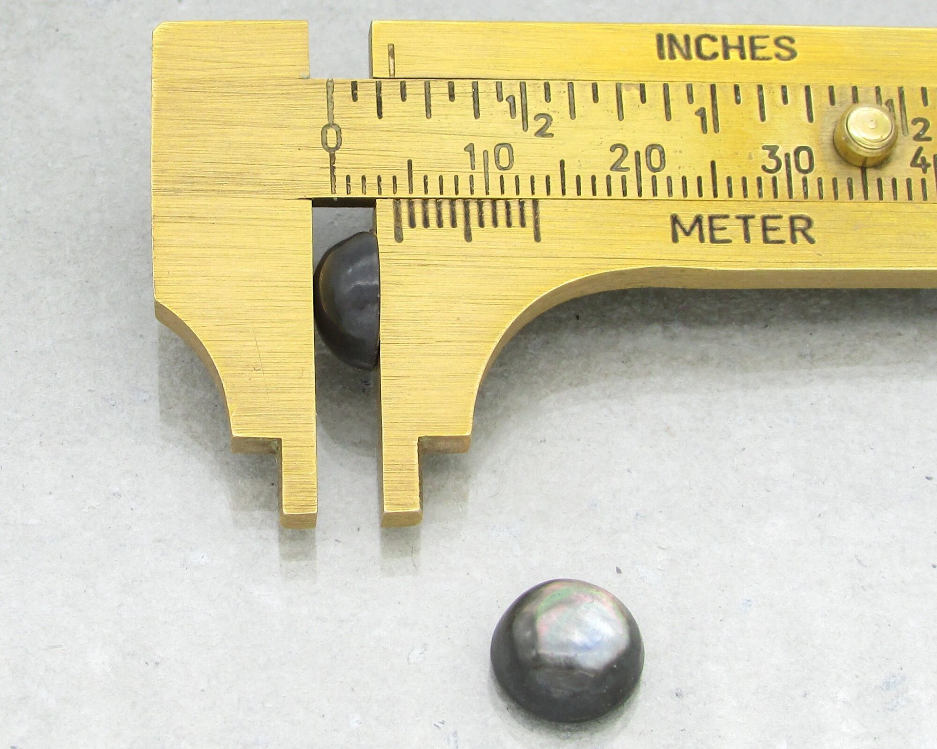 9.5mm Round Cabochons, Gray Mother of Pearl Flat Back Gemstones (2)