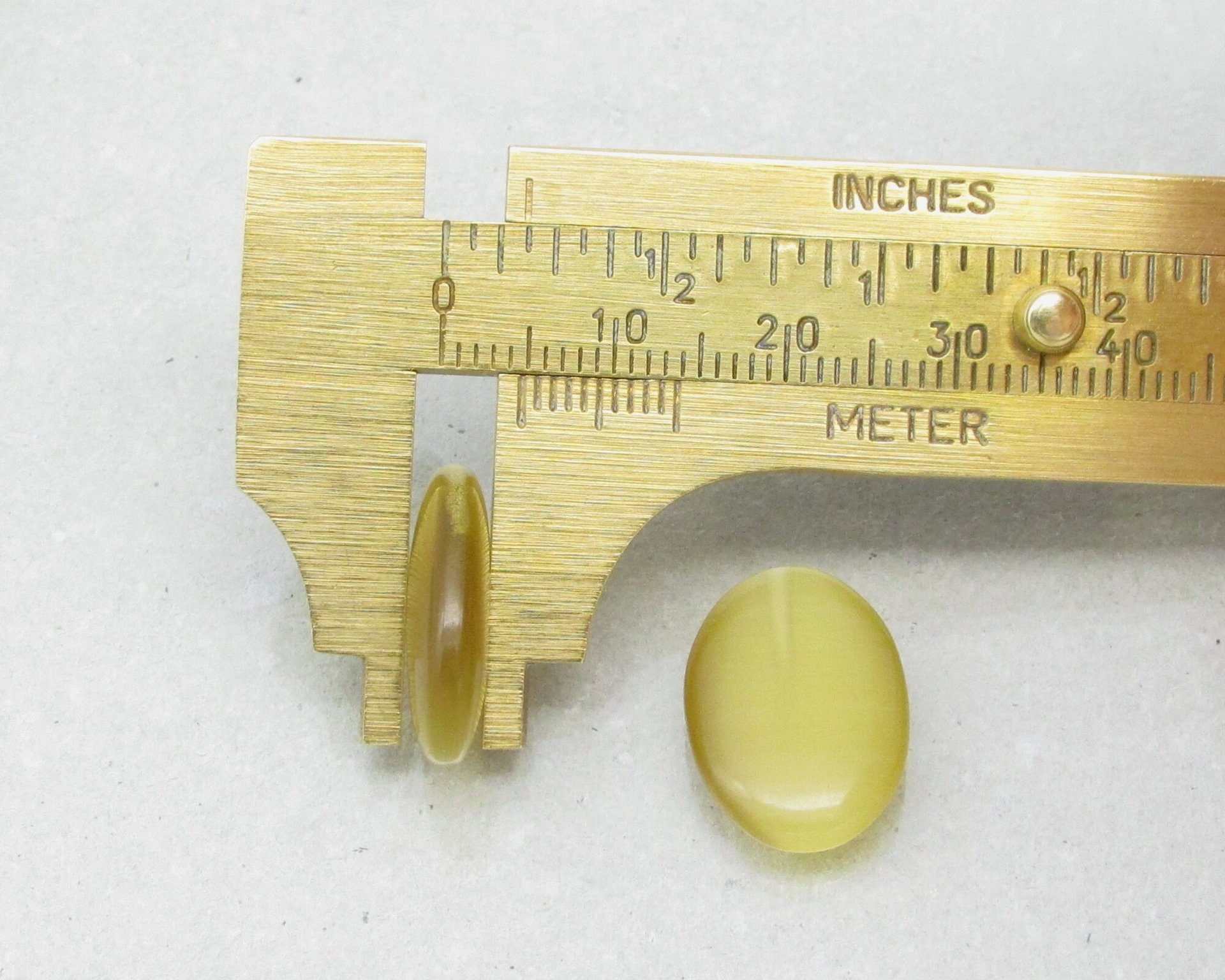 Oval Half-Drilled Pendants, 1-Hole Cat's Eye Glass Beads