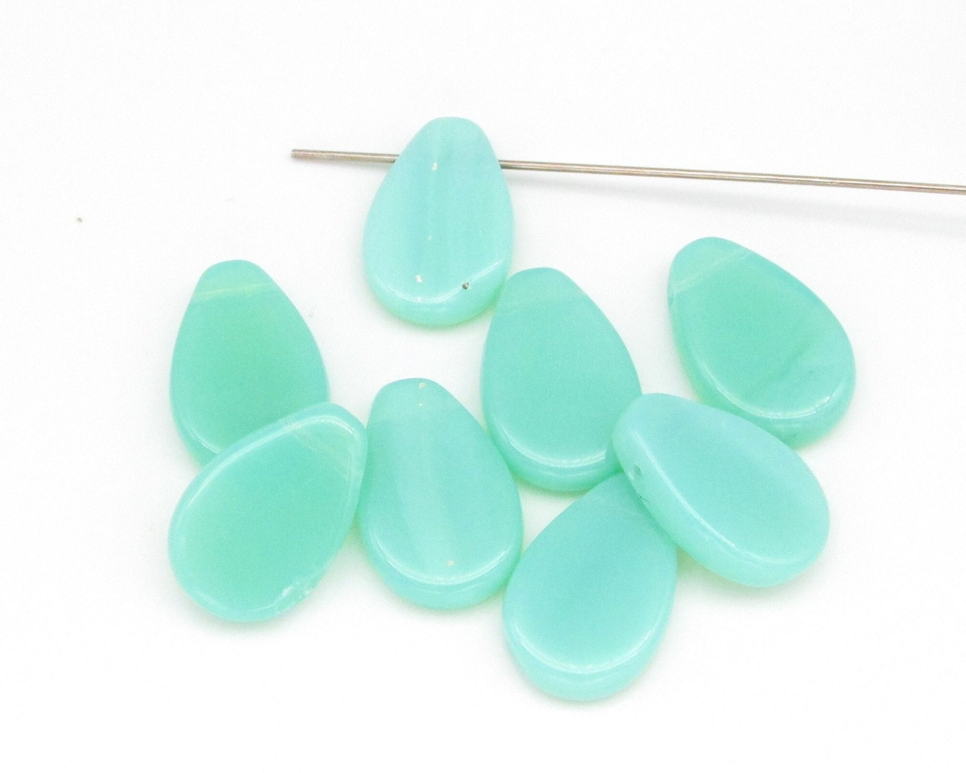 18x12.5mm Flat Teardrops, Vintage Czech Glass Beads