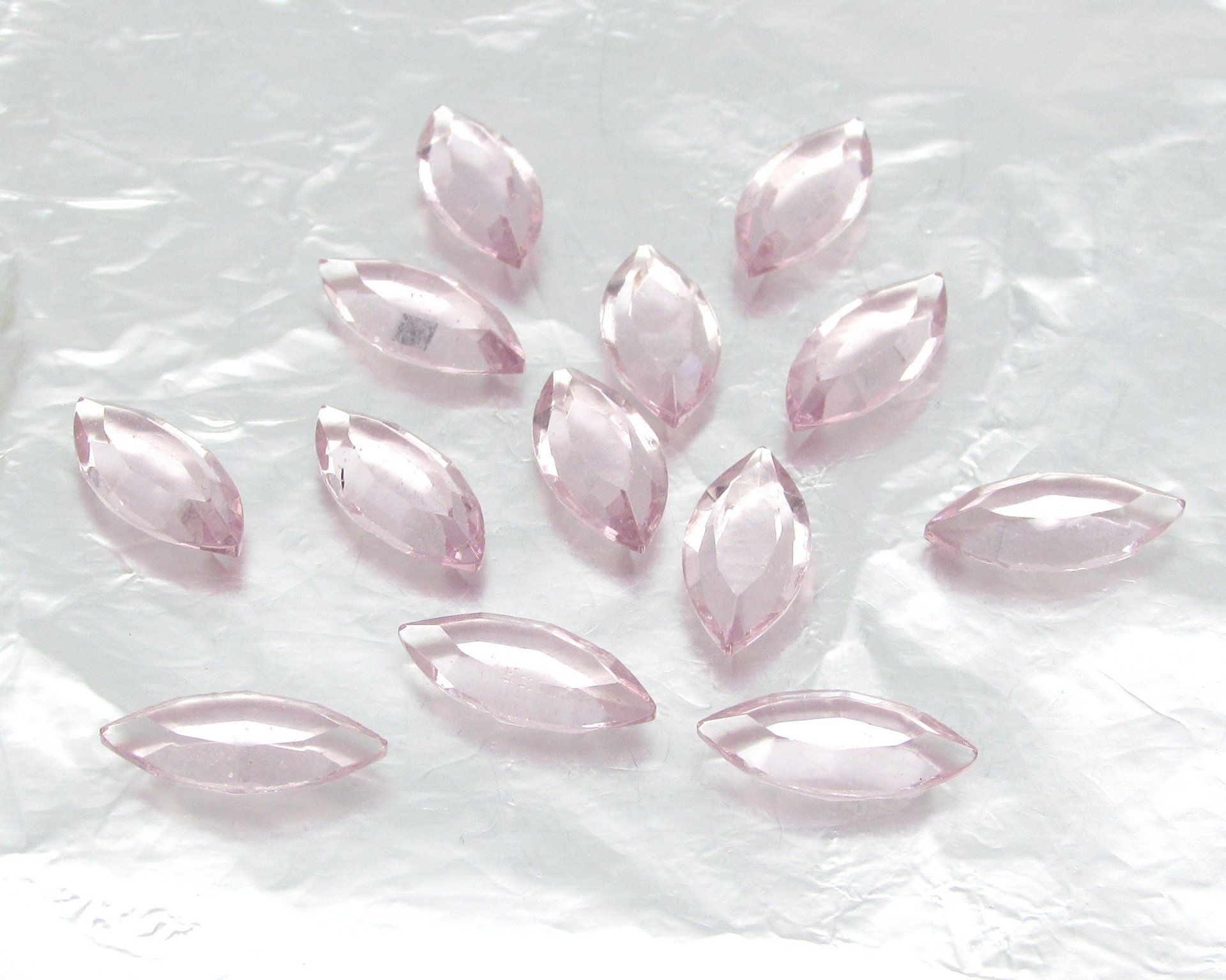 15x7mm Faceted Navettes, Unfoiled Light Amethyst Vintage Table Cut Rhinestones (13)