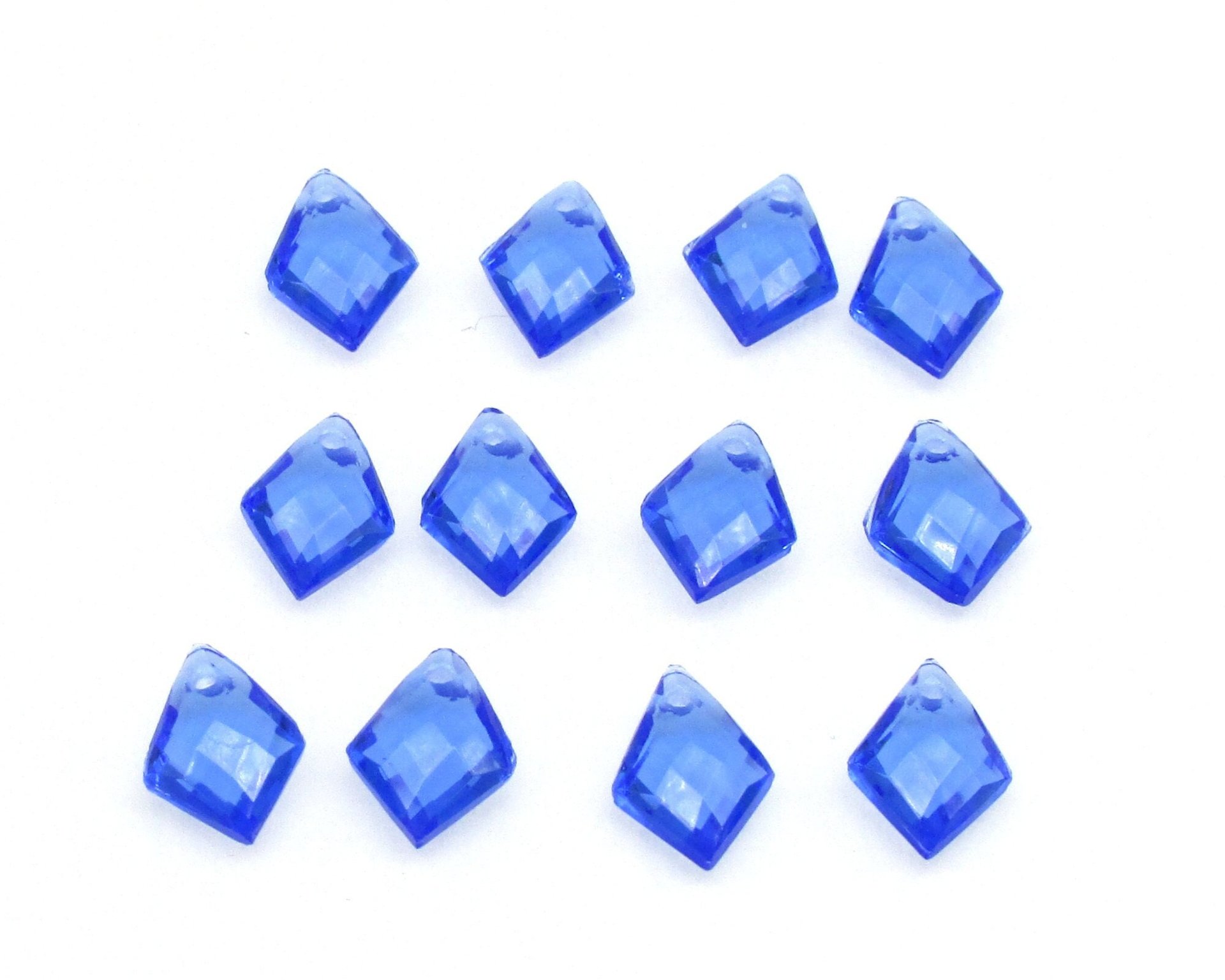 9x7mm Sapphire Kite Briolettes, Faceted Czech Glass Beads, Fire Polished Angular Droplets
