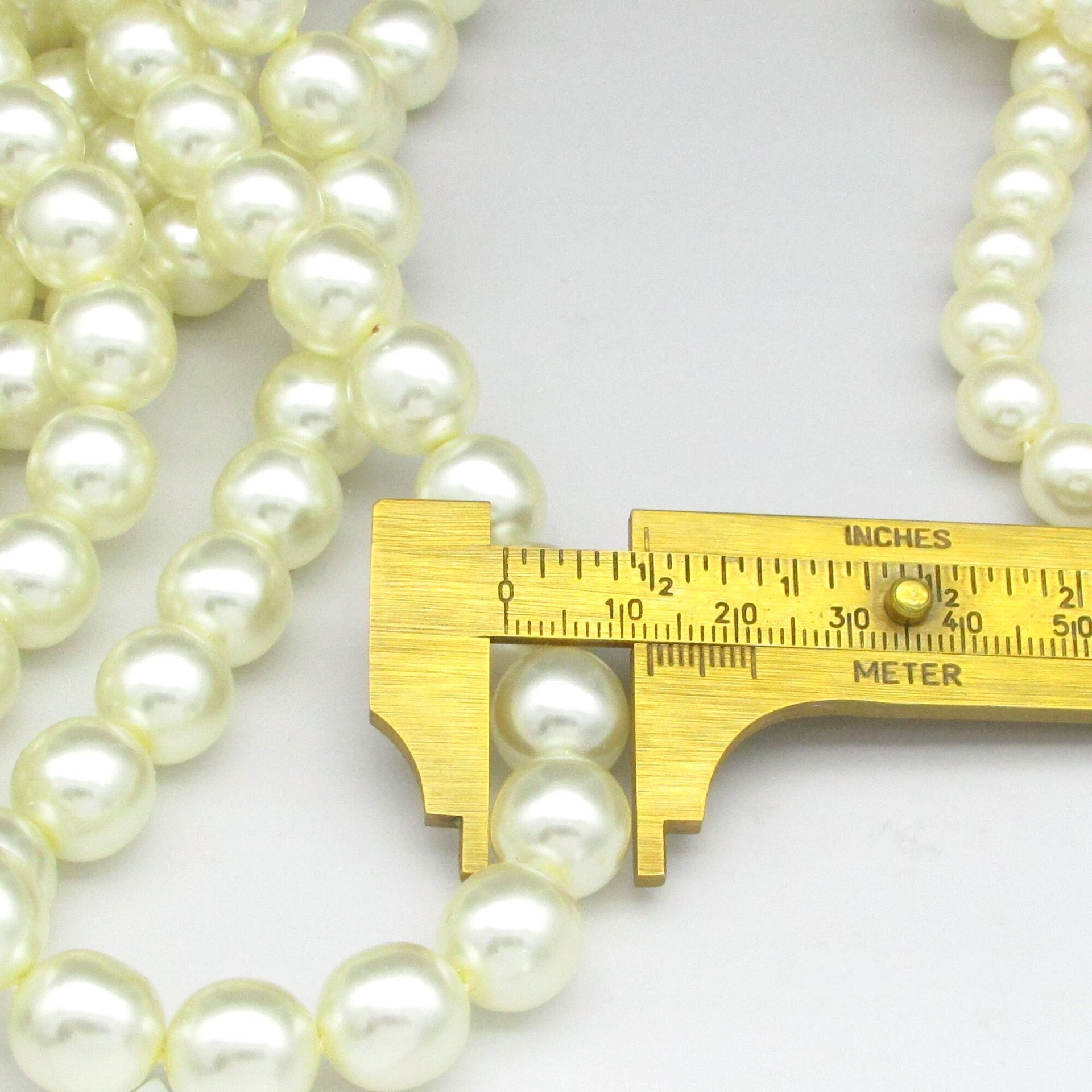 Light Cream Glass Pearls, 8mm 10mm 12mm Round Warm Off White Lustre Beads (50)