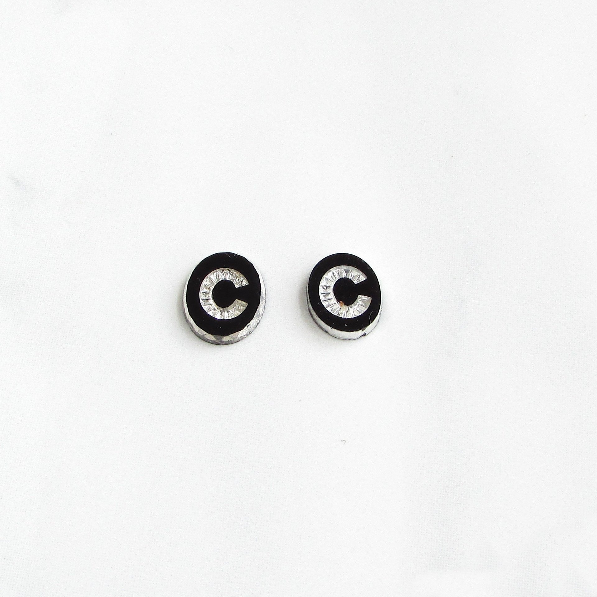 Vintage Initial Cabochon, Black Glass with Rhinestone Letter, 10x8mm Flat Oval