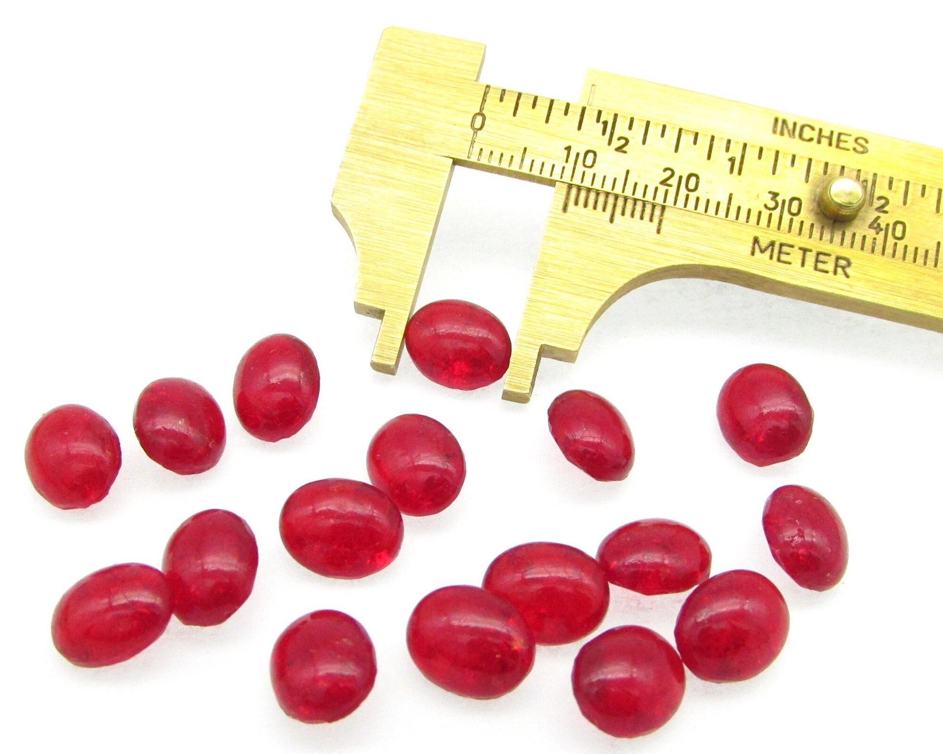 Vintage 10x8mm Oval Glass Gems, Unfoiled Siam Red Crackle Domed Rhinestones (17)