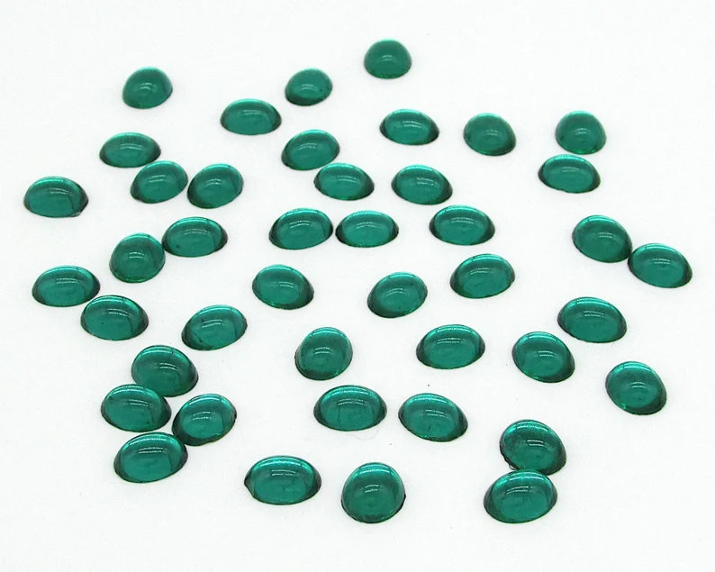 10x8mm Oval Glass Cabochons, Foiled Emerald Green (12)