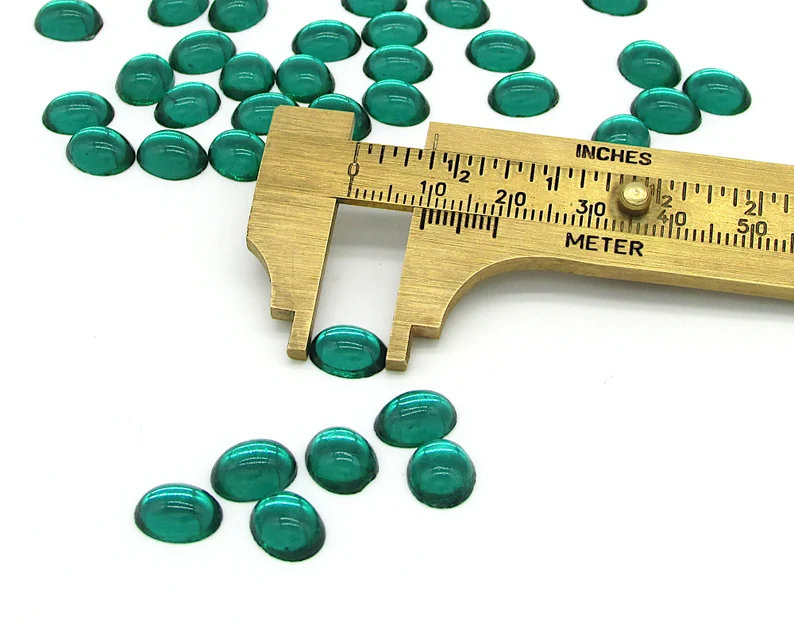 10x8mm Oval Glass Cabochons, Foiled Emerald Green (12)