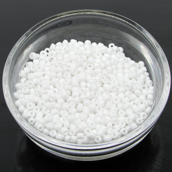 8/0 Round Seed Beads Opaque White (25g)