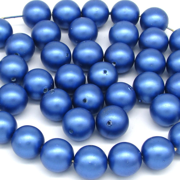 12mm Smooth Rounds, Opaque Blue Lustre Vintage Pearlized Plastic Beads (25)