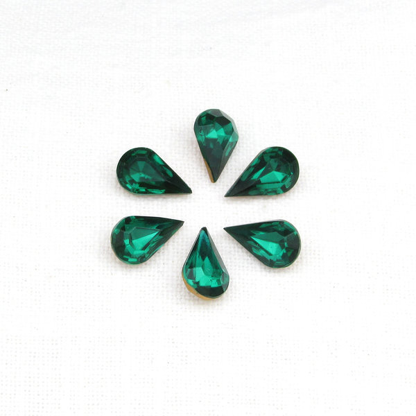 Emerald 13x7.8mm Pears, TTC Foiled Rhinestones