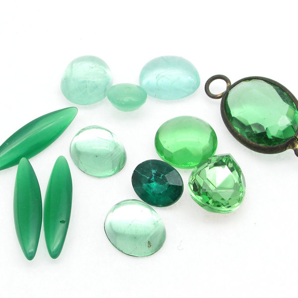 Green Glass Stones Mixed Lot,  Vintage Cabochons and Point Back Rhinestones