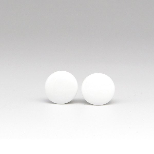 Round Cabochons, Opaque White Vintage Czech 18.5mm Flat Back Stones