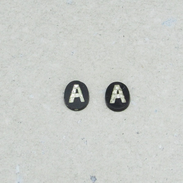 Vintage Initial Cabochon, Black Glass with Rhinestone Letter, 9x7mm Flat Oval