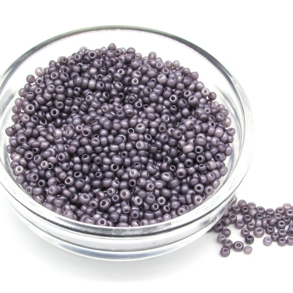 11/0 Seed Beads, Opaque Lilac Pearl Matte 2mm Mini Rocailles (25g)